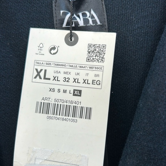 Women’s Navy Coat - Picture 2 of 2